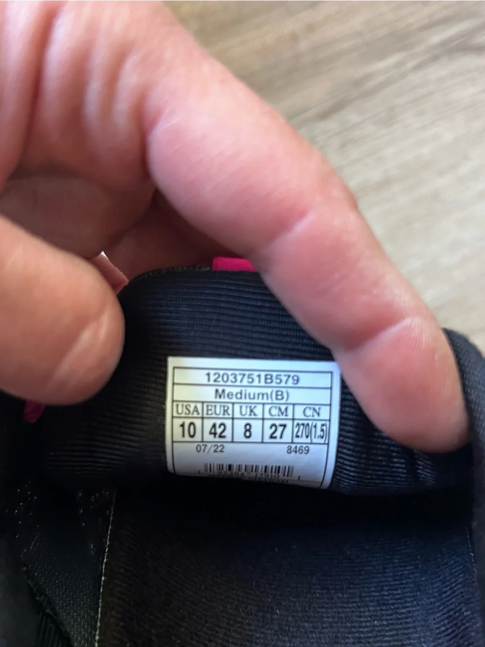 Brooks Trace 2 running shoes in Magenta/Black/Ebony, size 10 - Picture 10 of 10